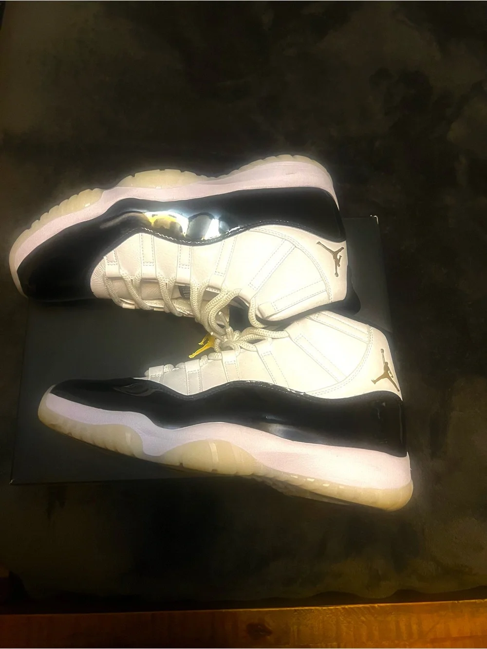AIR JORDAN 11 DMP “GRATITUDE” Men’s Size 12